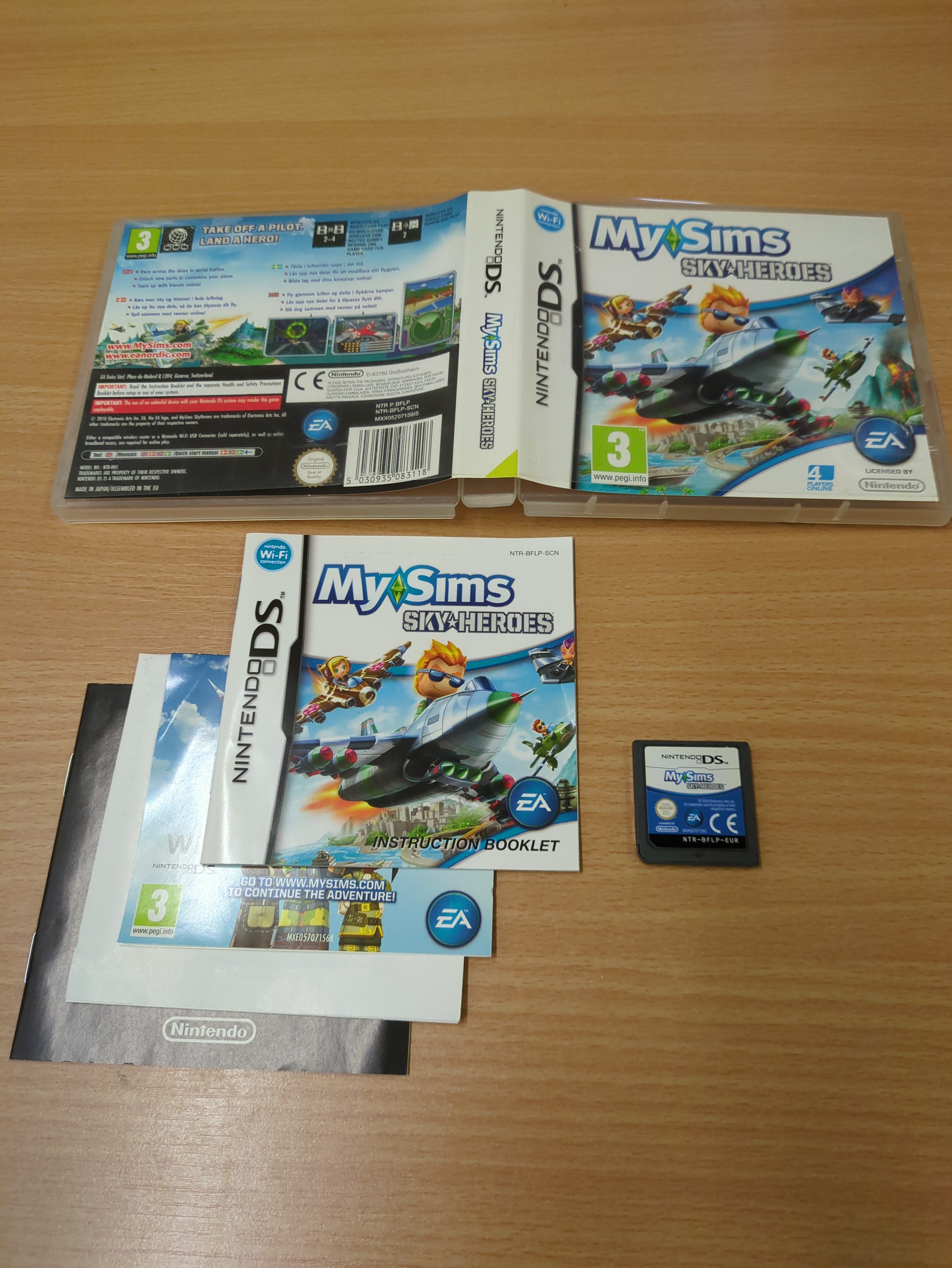 My Sims Sky Heroes Nintendo DS game My Sims Sky Heroes Nintendo DS game